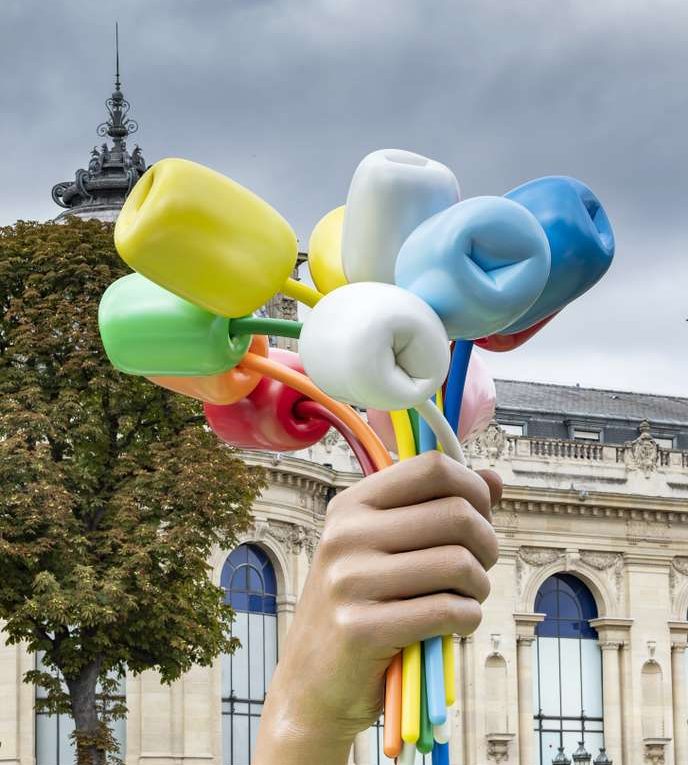 Jeff Koons BOUQUET OF TULIPS installé à Paris